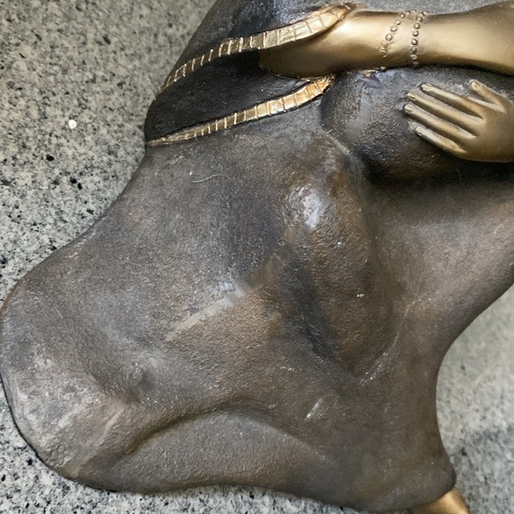 Vintage African mother and baby bronze statue figurine - Picture 9 of 17